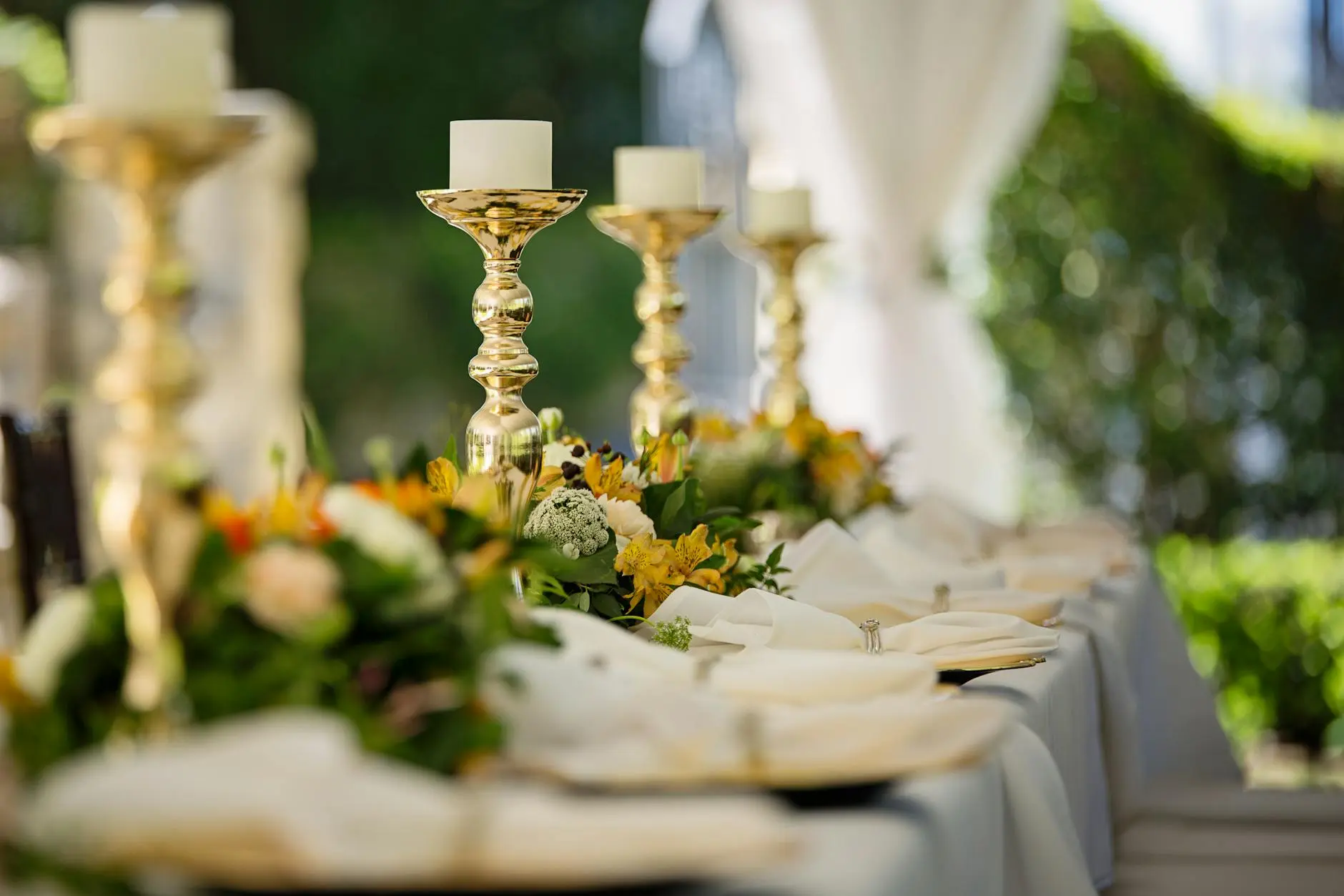 Host a Micro Wedding with Major Impact